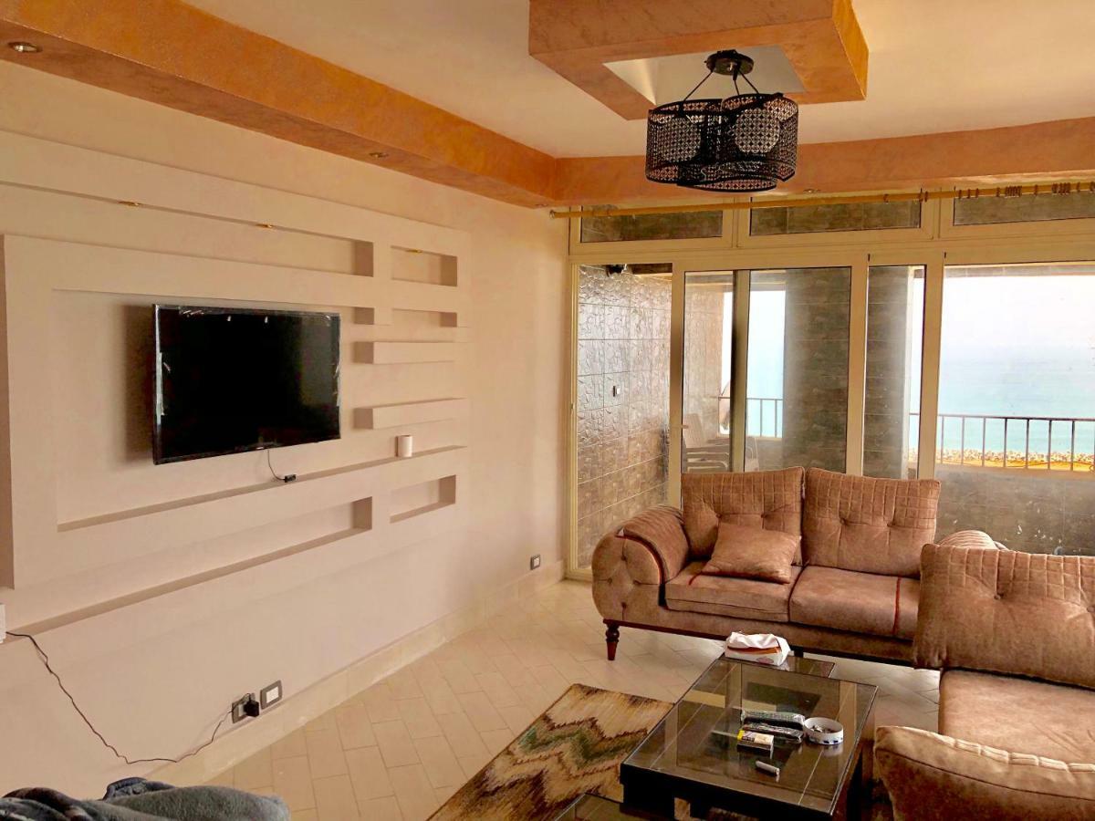 Toscanini Apartament اول صف مباشره Александрия Екстериор снимка