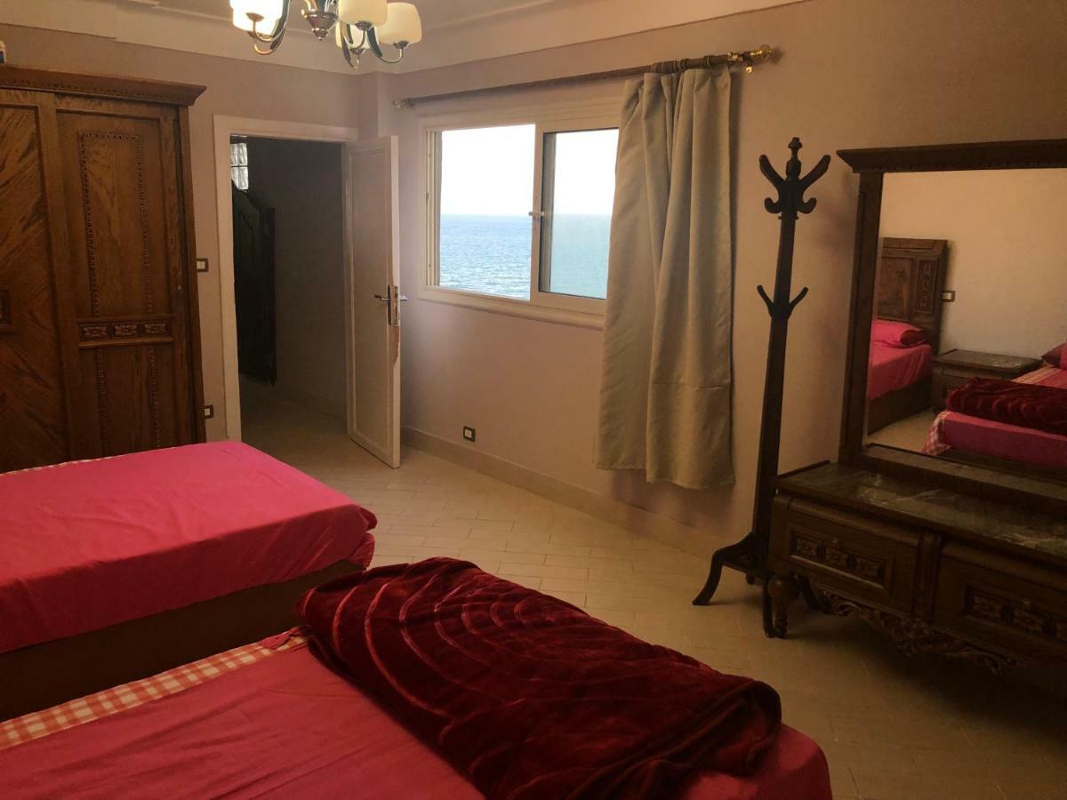 Toscanini Apartament اول صف مباشره Александрия Екстериор снимка
